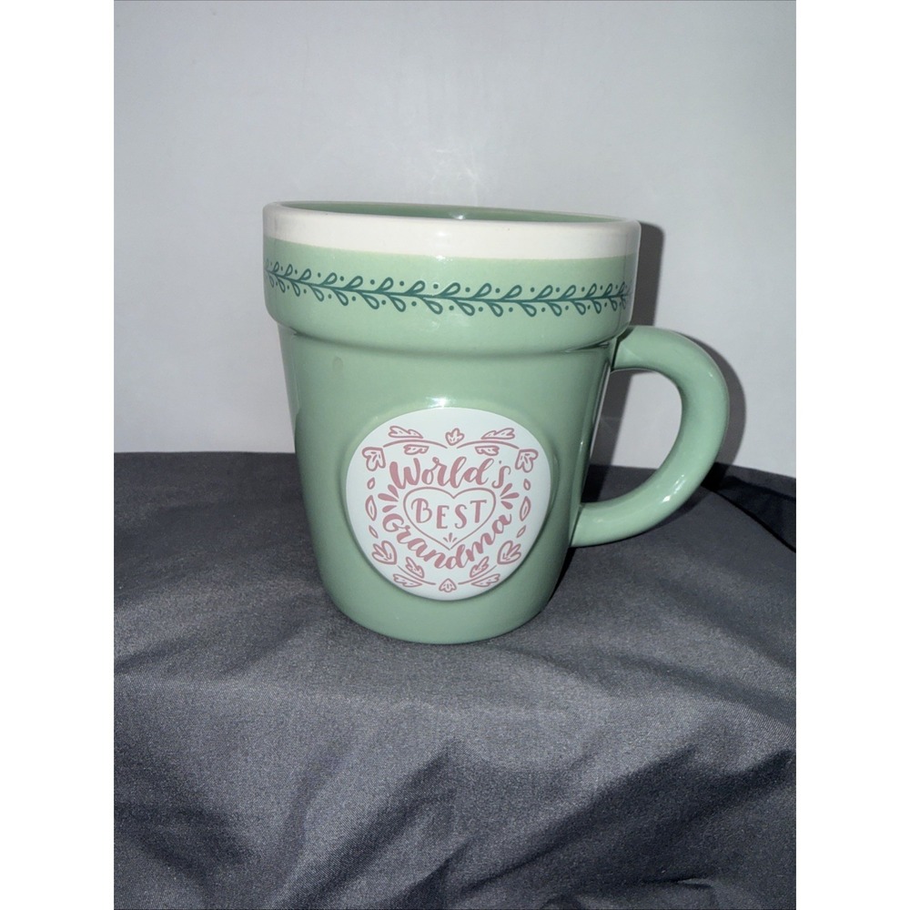 Mug Worlds Best Grandma  Mint Green Pre Owned